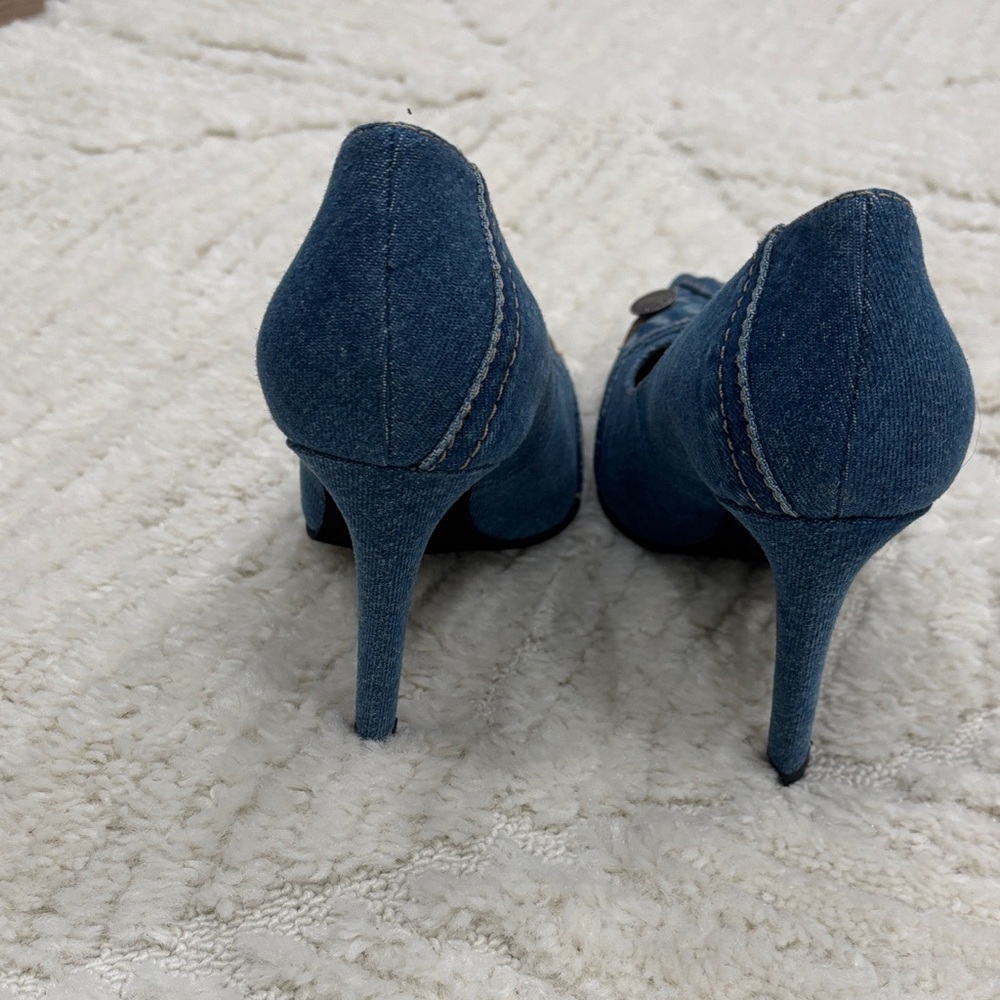 Jeffery Campbell Bermuda Pump - Picture 5 of 6
